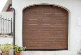Porta garage sezionale coibentata motorizzata